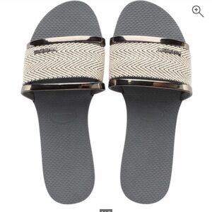 Haviaanas Women's Premium Sandals NWOT - size 9/10